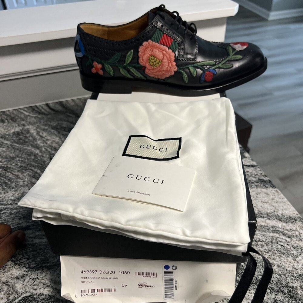 Gucci Applique Leather Wingtip